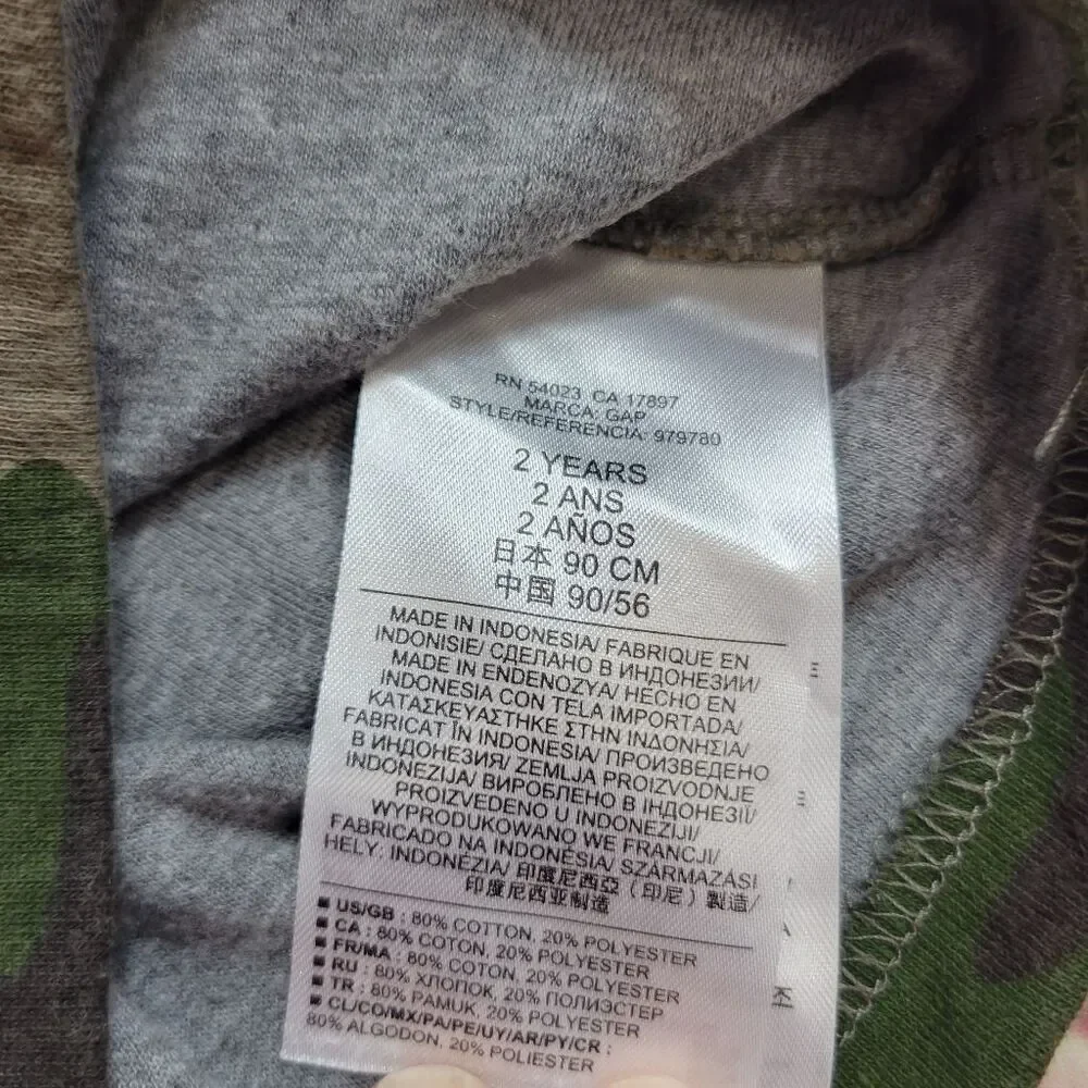Baby Gap camouflage sweatshirt 2T